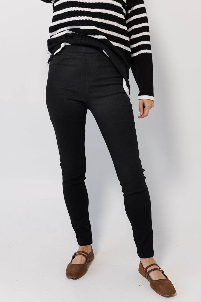 Slimline Contour Pant | Black