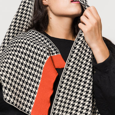 Houndstooth Cotton Wrap | Rust